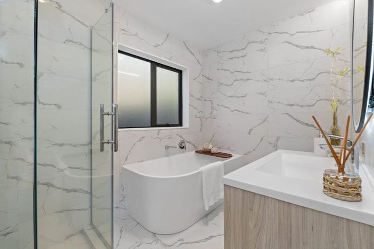 Photo of property in 46a Beulah Avenue, Rothesay Bay, Auckland, 0630