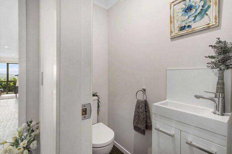 Photo of property in 84 Endeavour Drive, Whitby, Porirua, 5024