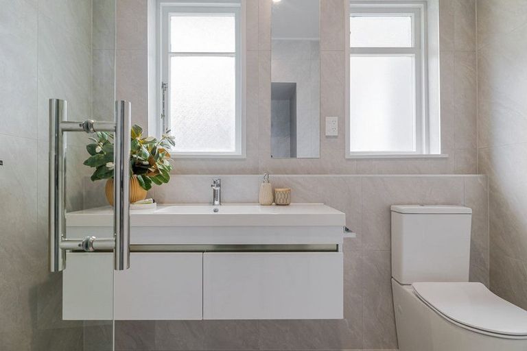 Photo of property in 36 Rainforth Street, Roslyn, Palmerston North, 4414