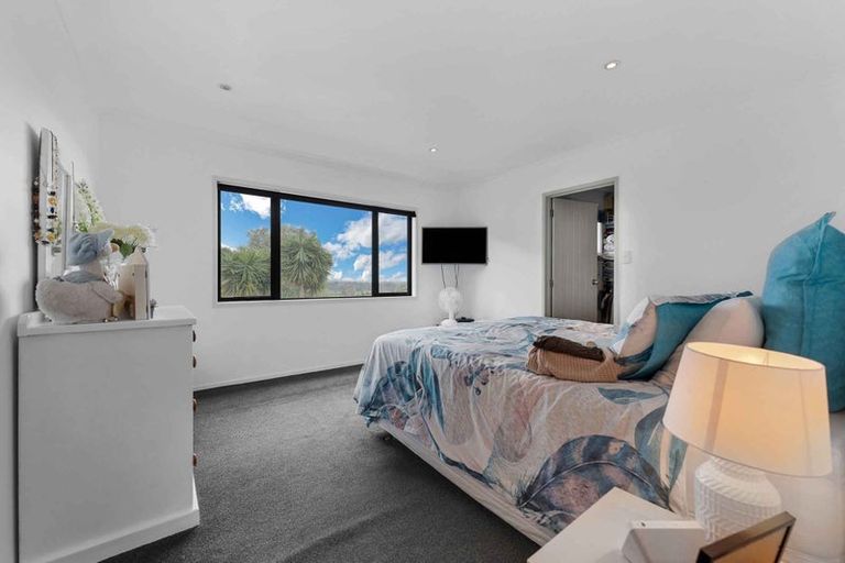 Photo of property in 1093 Glenbrook Road, Glenbrook, Waiuku, 2681