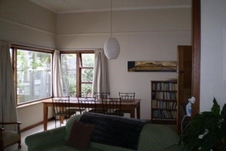 Photo of property in 30 Thompson Street, Mount Cook, Wellington, 6011