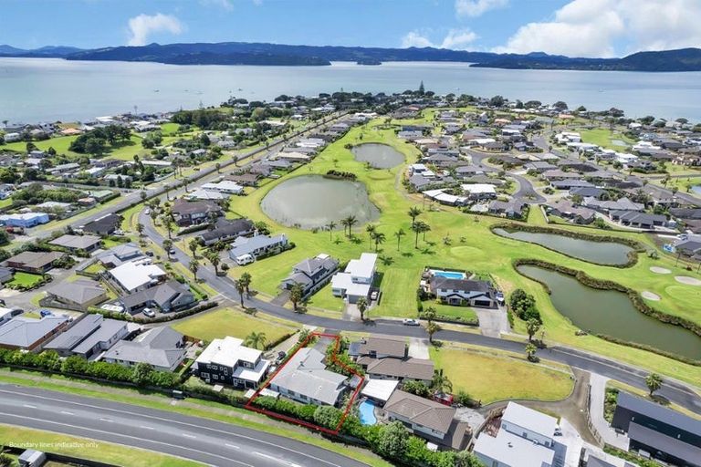 Photo of property in 110 Barbados Way, One Tree Point, 0118