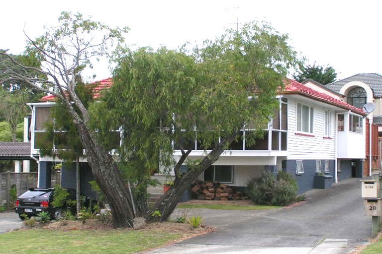 Photo of property in 2/28 Hart Road, Hauraki, Auckland, 0622