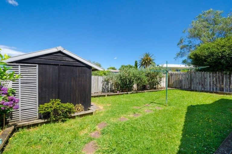 Photo of property in 5/101 Swanson Road, Henderson, Auckland, 0610
