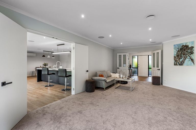 Photo of property in 15 Elliot Street, Howick, Auckland, 2014