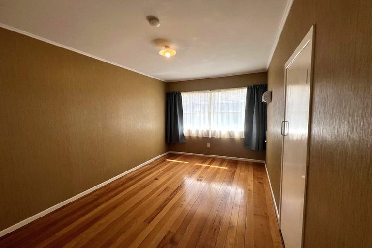 Photo of property in 6 Ashley Avenue, Mangere East, Auckland, 2024