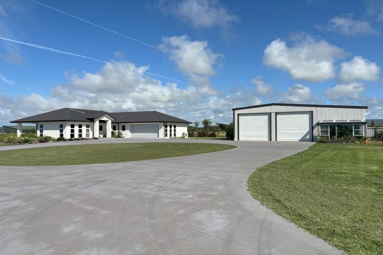 Photo of property in 60 Turangi Road, Motunui, Waitara, 4383