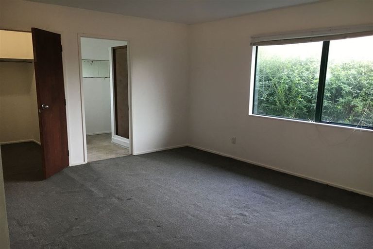 Photo of property in 16 Metcalfe Road, Ranui, Auckland, 0612