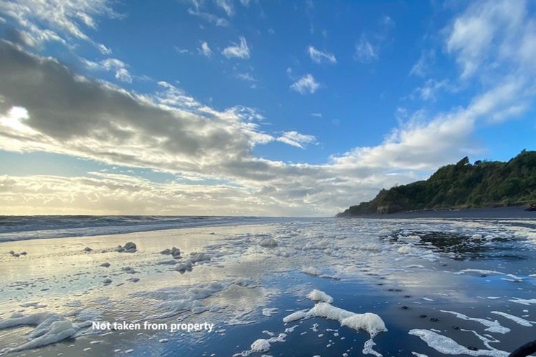 Photo of property in 160 Te Mahoe Road, Mokau, 4376