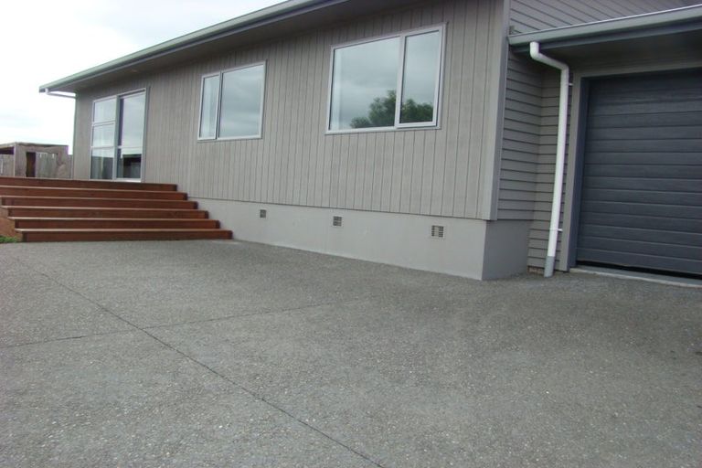 Photo of property in 2/187 Taharepa Road, Tauhara, Taupo, 3330