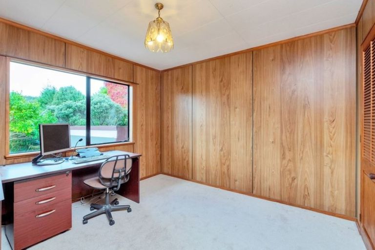 Photo of property in 25 Honeysuckle Lane, Mairangi Bay, Auckland, 0630