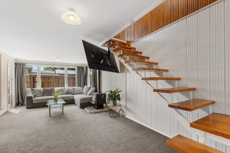 Photo of property in 9 Lewis Place, Highbury, Palmerston North, 4412