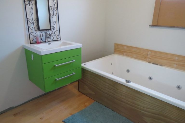 Photo of property in 24 Chelsea Street, Linwood, Christchurch, 8062