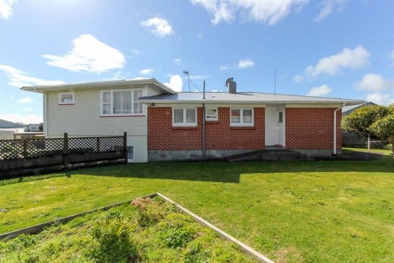 Photo of property in 88a Cracroft Street, Waitara, 4320