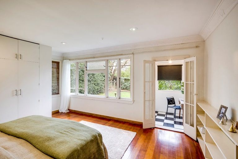 Photo of property in 97 Te Mata Road, Havelock North, 4130