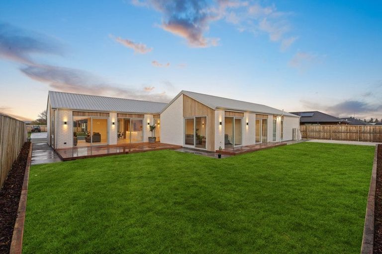 Photo of property in 20 Greig Crescent, Amberley, 7410