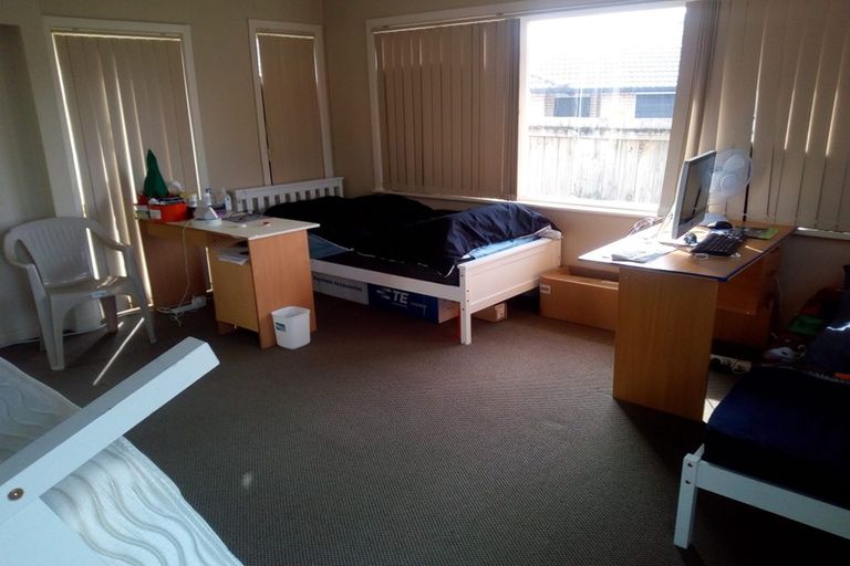 Photo of property in 42 Willis Road, Papakura, 2110