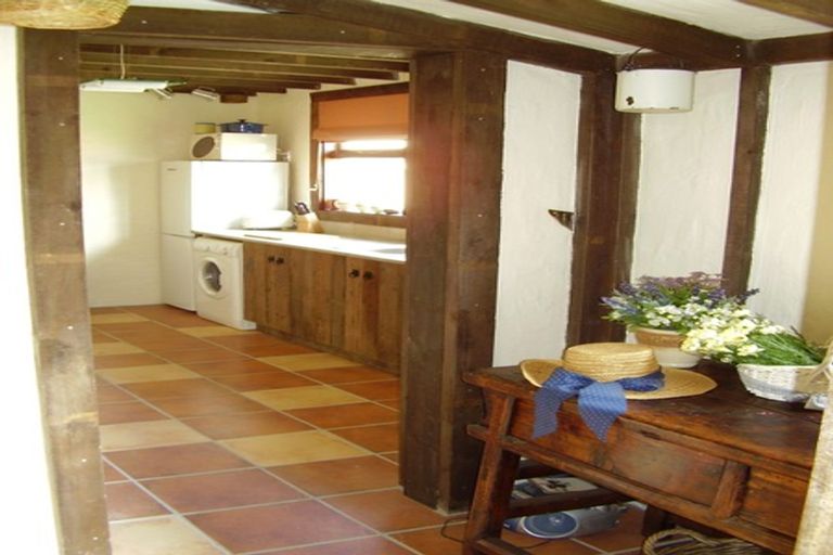 Photo of property in 27 Olliviers Road, Phillipstown, Christchurch, 8011