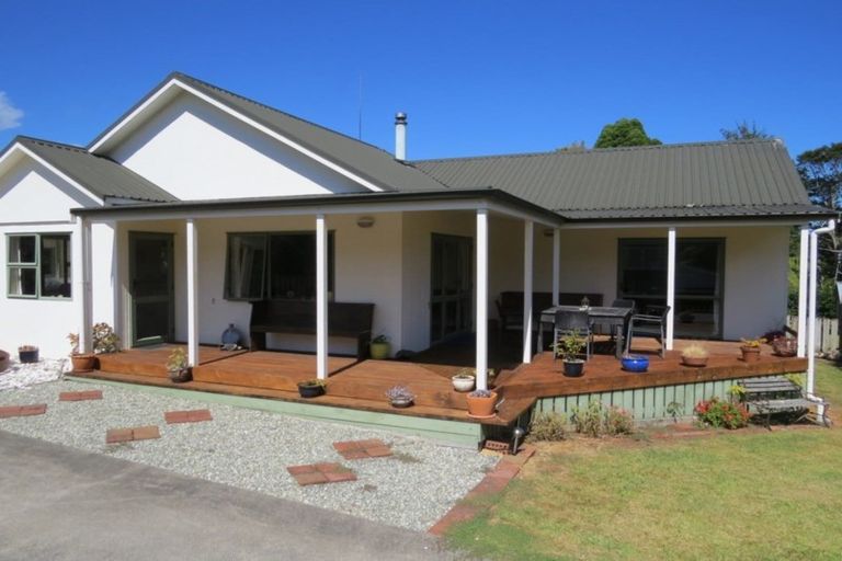 Photo of property in 210 Edward Street, Coromandel, 3506
