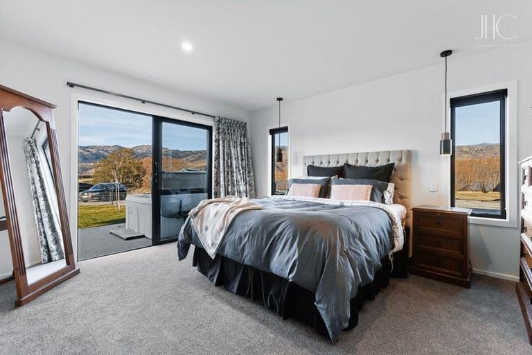 Photo of property in 15 Arion Court, Mount Pisa, Cromwell, 9383