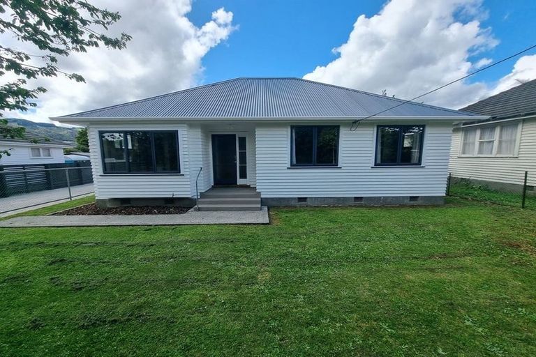Photo of property in 40 Thackeray Street, Trentham, Upper Hutt, 5018