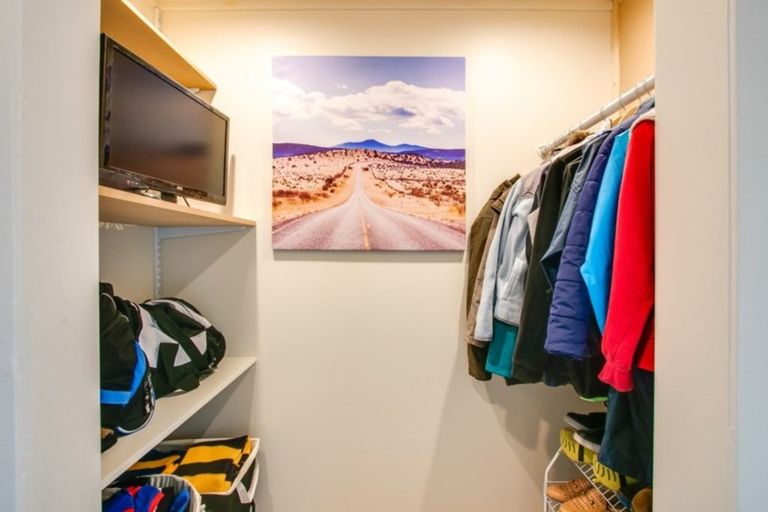 Photo of property in 27 Rutherford Road, Marewa, Napier, 4110