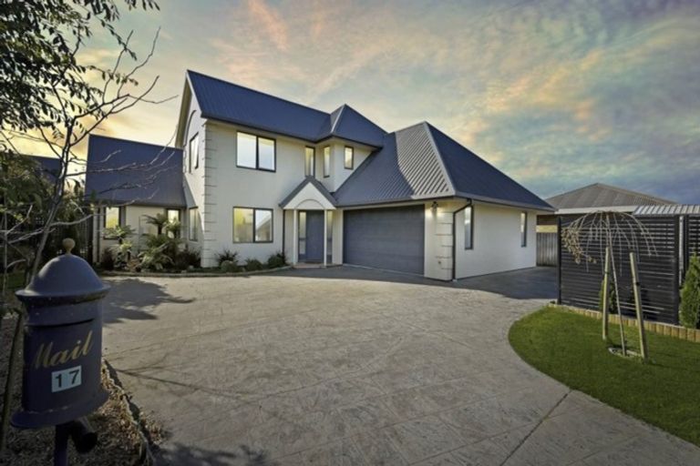 Photo of property in 17 Mountain View Place, Leeston, 7632