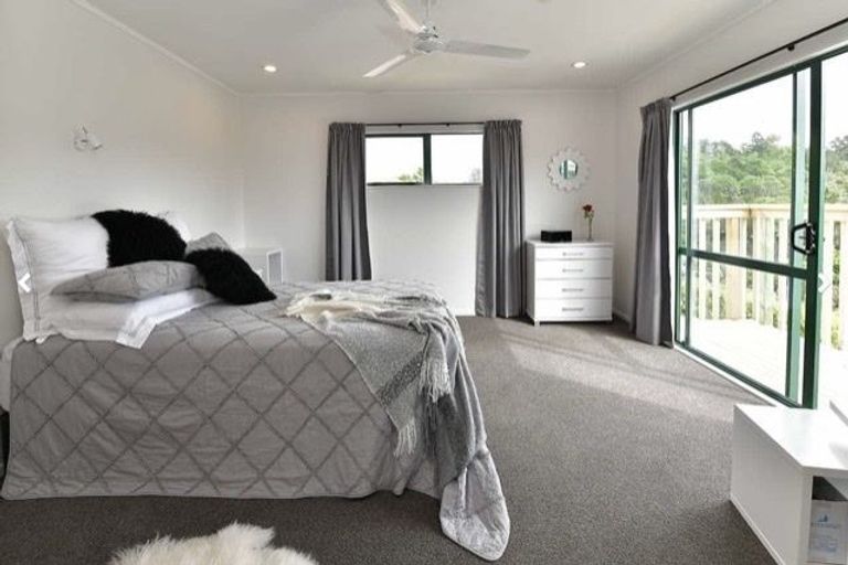 Photo of property in 17 Coastal Heights, Stillwater, Silverdale, 0993