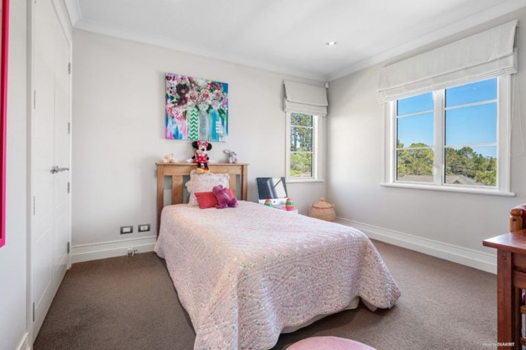 Photo of property in 20 Saint Andrews Way, Albany, Auckland, 0632