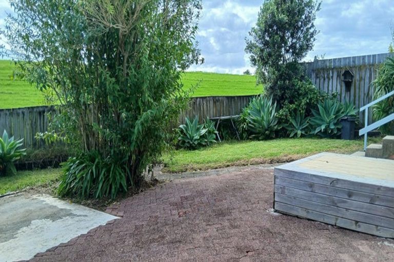 Photo of property in 47 Cardiff Road, Pakuranga, Auckland, 2010