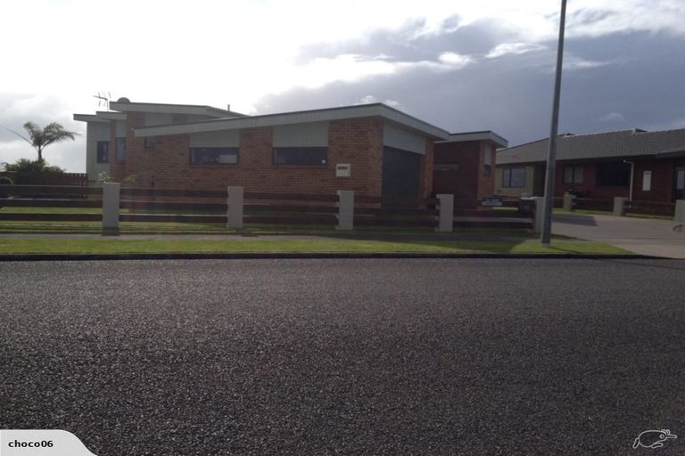 Photo of property in 93 Parklands Avenue, Bell Block, New Plymouth, 4312