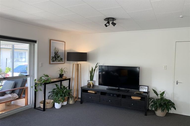 Photo of property in 3a Cypress Gardens Place, Onerahi, Whangarei, 0110