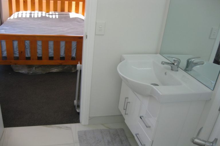 Photo of property in 23 Petherick Crescent, Johnsonville, Wellington, 6037