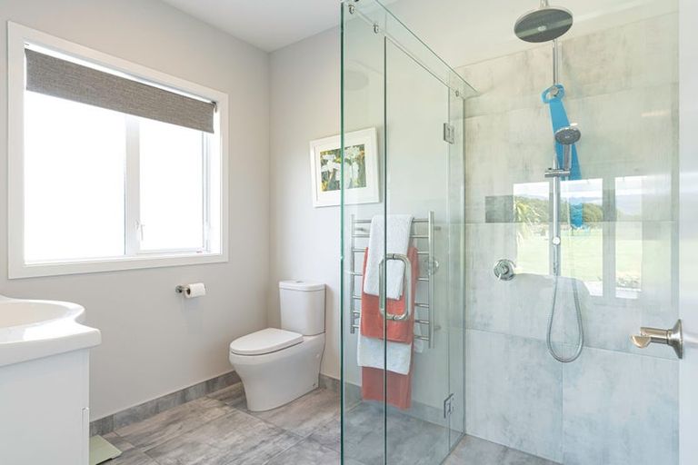 Photo of property in 21 Pinot Crescent, Ohau, Levin, 5570