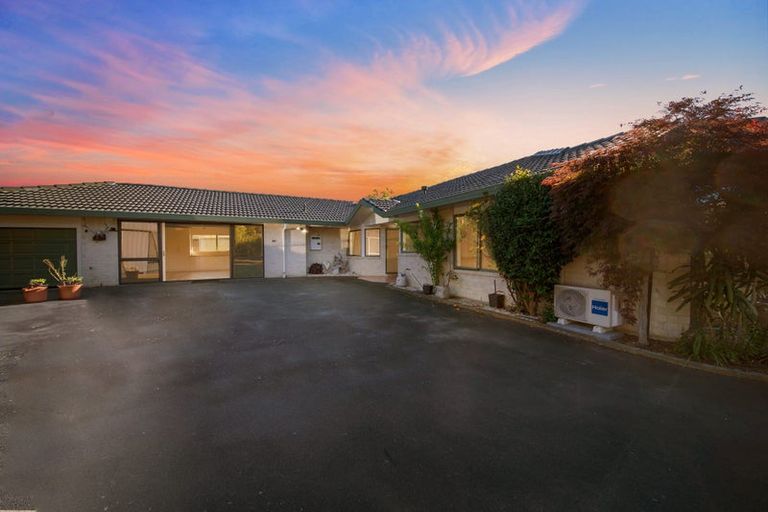 Photo of property in 180 Settlement Road, Papakura, 2110