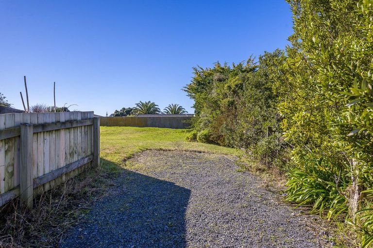 Photo of property in 48a Wharemauku Road, Raumati Beach, Paraparaumu, 5032