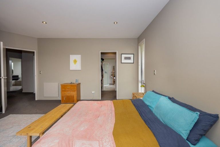 Photo of property in 128 Kings Drive, Wanaka, 9305