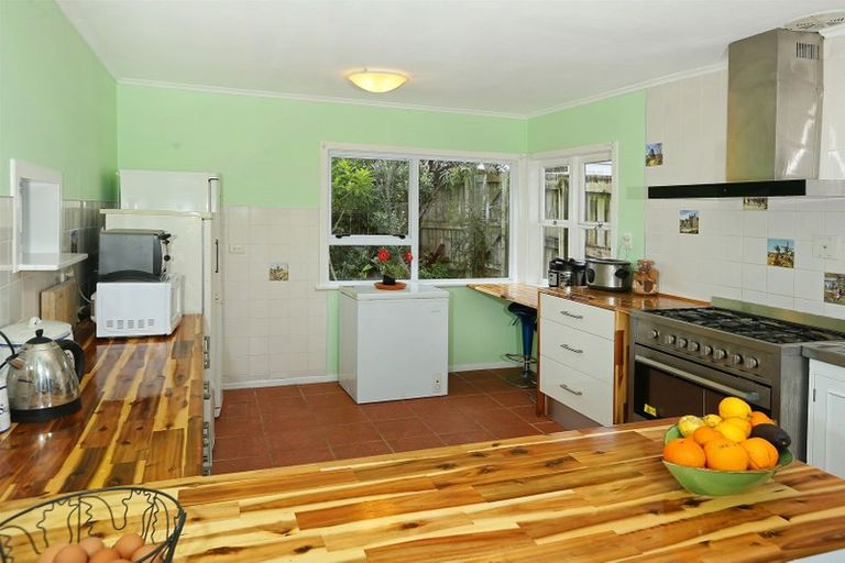 Photo of property in 116a Pooks Road, Ranui, Auckland, 0612