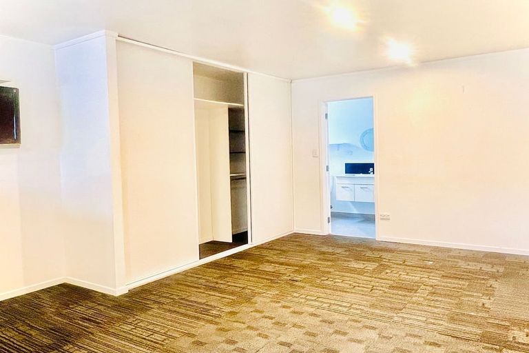 Photo of property in 223 Pine Valley Road, Dairy Flat, Silverdale, 0992