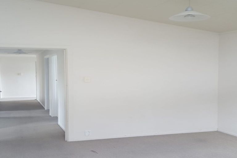 Photo of property in 3 Tyne Road, Forrest Hill, Auckland, 0620