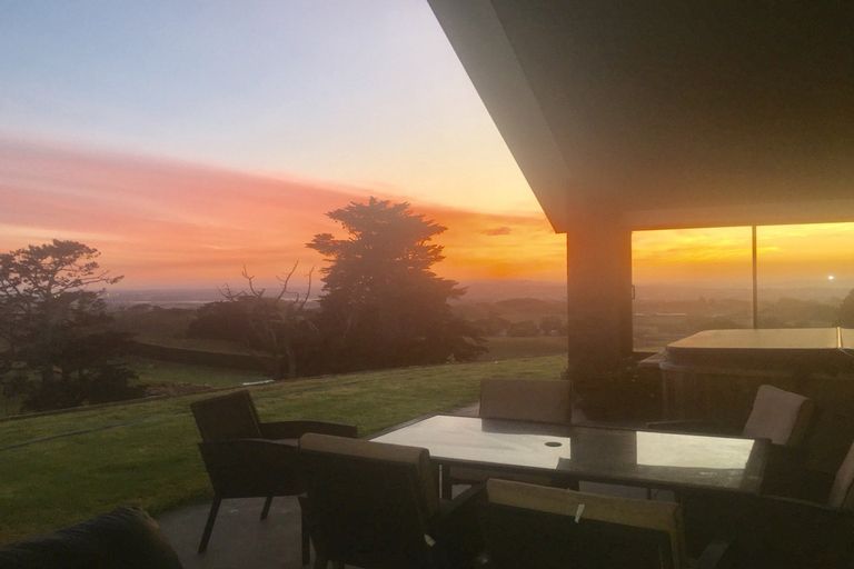 Photo of property in 63 Aldred Road, Karioitahi, Waiuku, 2683