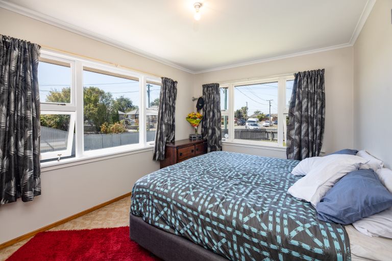 Photo of property in 17 Ariel Place, Aranui, Christchurch, 8061