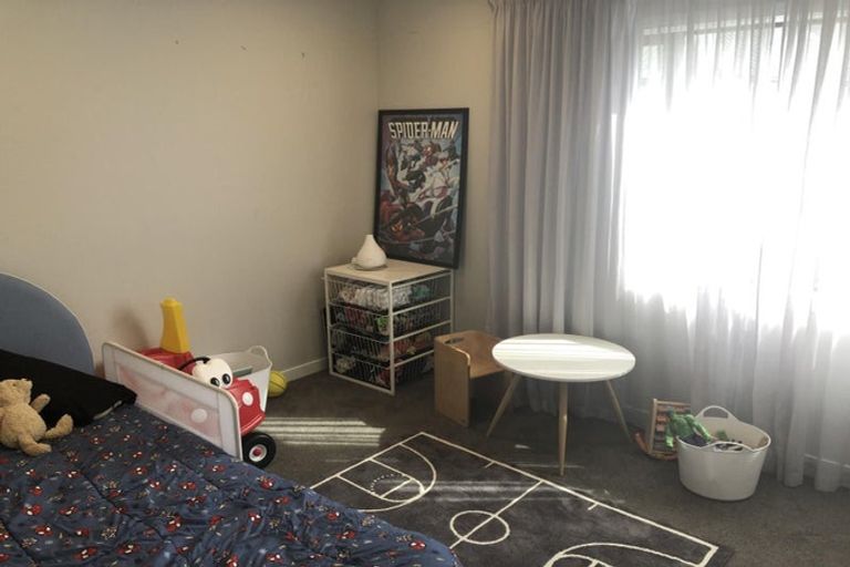 Photo of property in 20 Ron Deal Way, Epuni, Lower Hutt, 5011