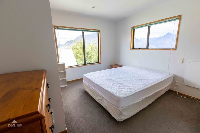 Photo of property in 7b Caples Place, Fernhill, Queenstown, 9300