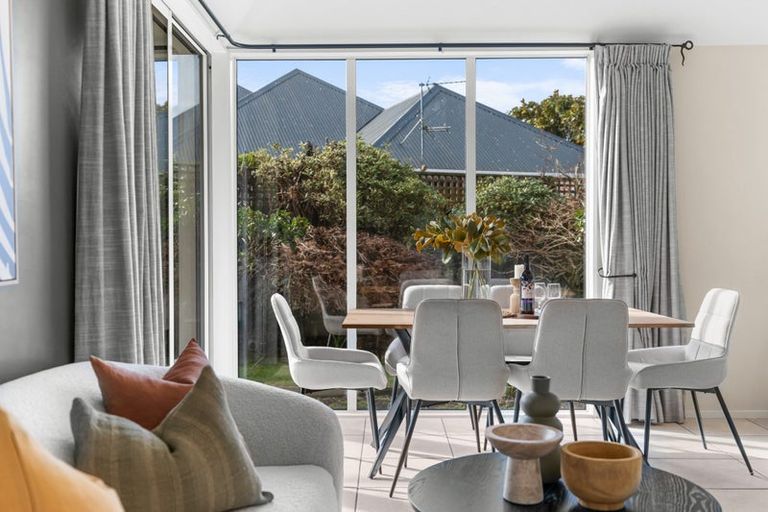 Photo of property in 5 Priorsford Court, Avonhead, Christchurch, 8042