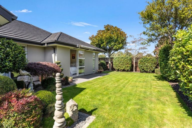 Photo of property in 21 Hyde Place, Halswell, Christchurch, 8025