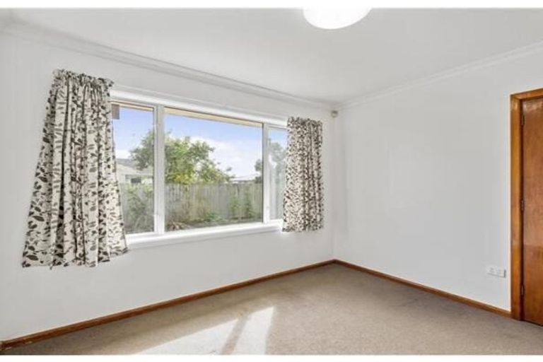 Photo of property in 63 Elizabeth Street, Riccarton, Christchurch, 8041