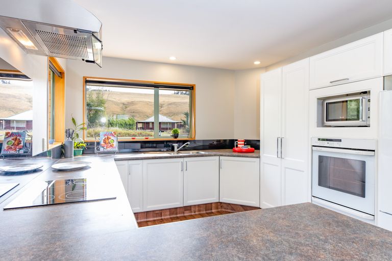 Photo of property in 209 Whitecliffs Road, Whitecliffs, Coalgate, 7673