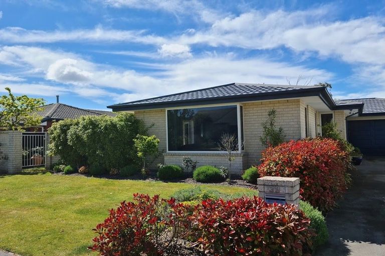 Photo of property in 39 Becmead Drive, Harewood, Christchurch, 8051