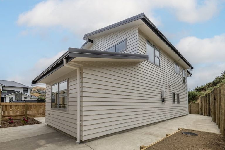 Photo of property in 27 Farnworth Terrace, Churton Park, Wellington, 6037